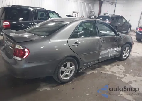 2005 Toyota Camry Se z USA, uszkodzony, nr VIN 4T1BE32K45U628374